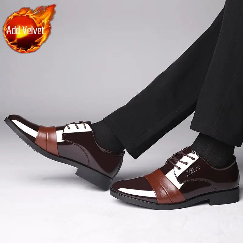 Scarpe Eleganti Uomo – Pelle Lucida, Punta Luminosa, Casual e Business